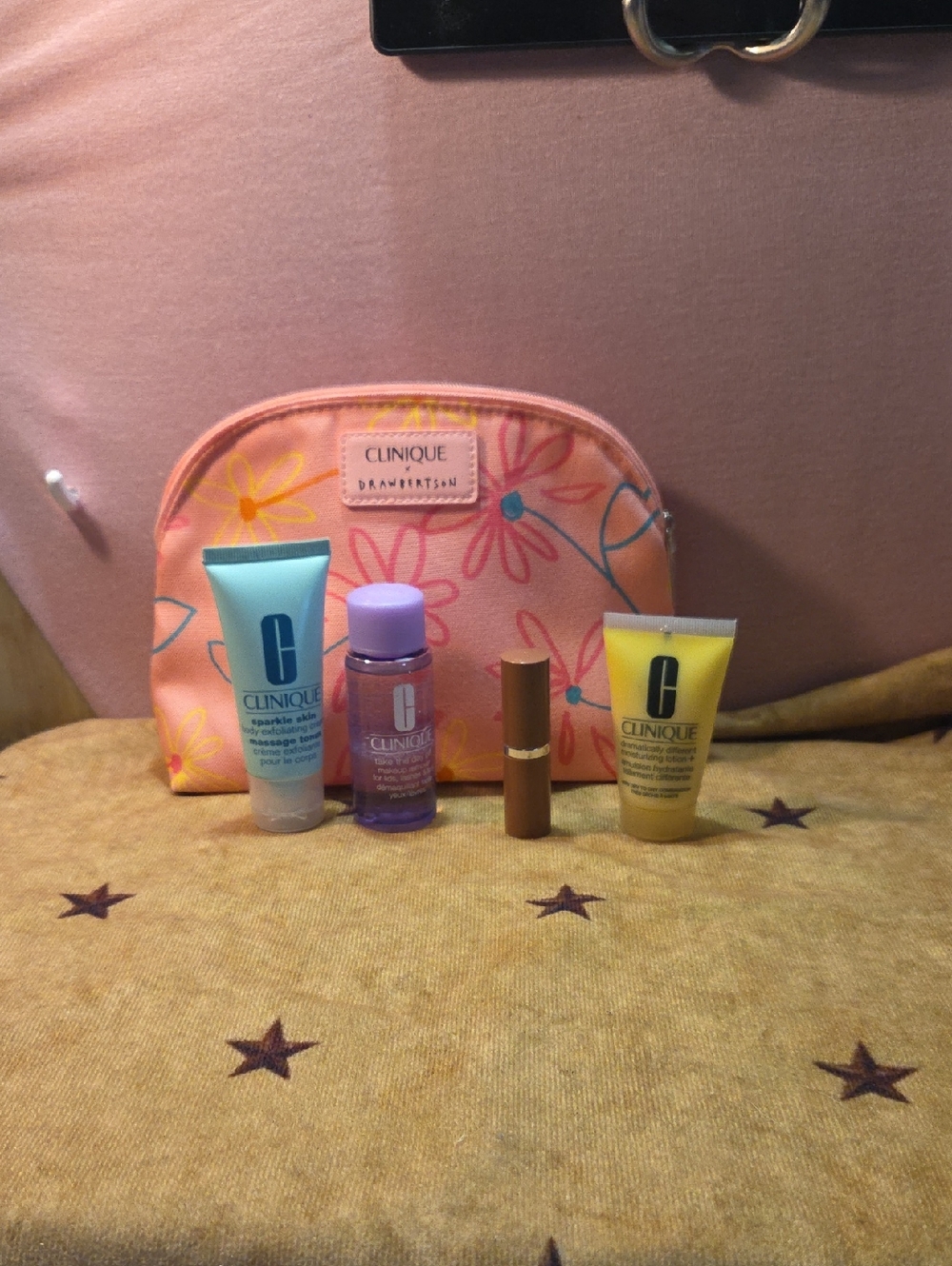 Clinique Pink Peach Floral Makeup Pouch with Skincare Minis